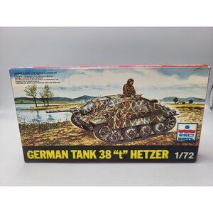 German tank 38 ''t'' hetzer 1/72 art.no 8011 - VTG 1983